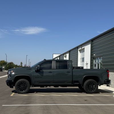 2025 Chevrolet Silverado with carbon tint, after photo 2