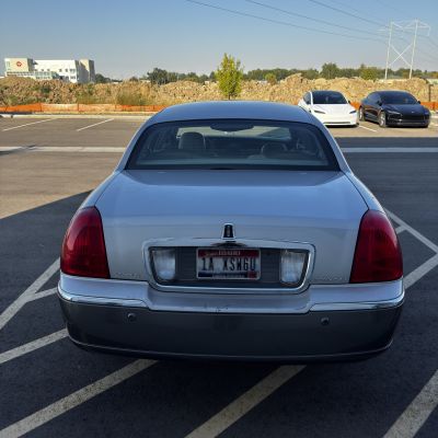 2003 Lincoln Town Car before tint, before photo 4