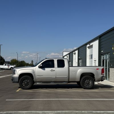 2007 GMC Sierra with ceramic tint, after photo 2