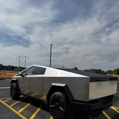 2026 Tesla Cybertruck before tint, before photo 4