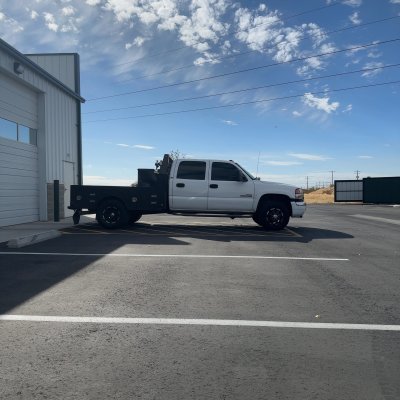 2006 GMC Sierra with carbon tint, after photo 5