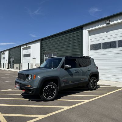 2021 Jeep Renegade wrapped in Carbon IR
