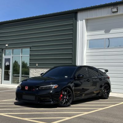 2025 Honda Civic Type R gets absolutely murdered out in Ceramic Pro!